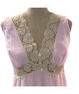 Vintage Women&#39;s Pink Long Nylon Nightgown Lace Accent D&#39;Signer MEDIUM Un... - $60.31 CAD