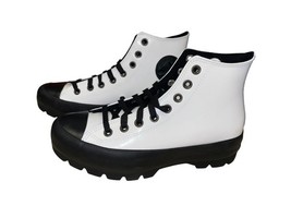 Converse Women's Chuck Taylor All Star Hi Top Sneaker Black/White 572570C - $138.19 MXN+ Converse Women's Chuck Taylor All Star Hi Top Sneaker Black/White 572570C - $138.19 MXN+