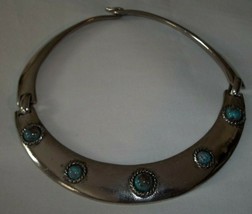 Neat Retro Vintage Silver Tone Choker Collar Necklace Plastic Turquoise Stones - £7.80 GBP