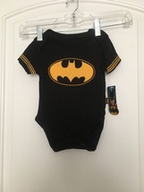 1 Pc Batman Infant Baby Boys Snap Crotch Shirt Size 12 Months Black &amp; Gold - £29.92 GBP