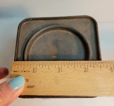 John Deere Lubricating Powdered Graphite Can B13243B Vintage image 8