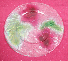 Kig Indonesia Vintage Pink 4 Dinner Plates Raised Pink Grapes Green Leav... - $47.96