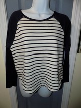 Forever 21 Navy Blue &amp; White Striped Crewneck Sweatshirt Size M Women&#39;s EUC - £16.92 GBP