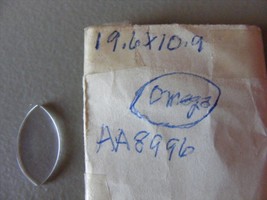 Vintage Omega Crystal AA8996  19.6 x 10.9 NOS - $551.17 MXN
