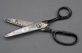 Vintage Del Pinking Sewing Shears Scissors - $32.53