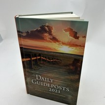 Daily Guideposts 2021 A Spirit-Lifting Devotional Hardcover Book - £5.75 GBP