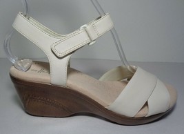 Clarks Size 11 M LYNETTE DEB Ivory Leather Wedge Heel Sandals New Women&#39;s Shoes - £86.25 GBP