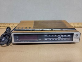 Vintage General Electric Ge #7-4636C AM/FM Alarm Clock Radio Tested Works - £11.72 GBP