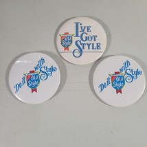 Vintage Heileman&#39;s Brewery Old Style Buttons Lot of 3 Do It With Style Ive Got - £9.01 GBP