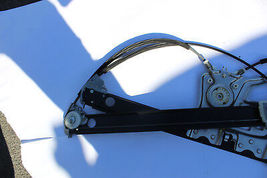 2000-2002 MERCEDES S430 S500 PASSENGER SIDE FRONT WINDOW REGULATOR R297 image 6