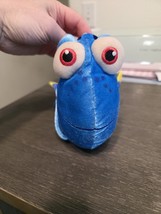 Vintage Disney Blue Dory Plush Toy Pixar Finding Nemo Walt Disney World 9”  - $183.82 MXN