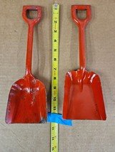 2 Marx Tin Sand Shovel  Beach Toy Metal Vintage N - £28.95 GBP