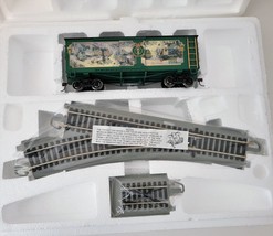 Hawthorne Village Christmas Express “Memories of Christmas Box Car” &amp; Track - £16.72 GBP