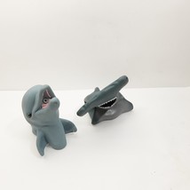 FLIPPER &amp; SCAR Squirting Hand Puppets Dolphin &amp; Shark Pizza Hut 1996 VTG... - $17.99