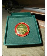 1991 Hallmark Keepsake Ornament Collector&#39;s Club Member Pin NIB NEW/box ... - £6.38 GBP