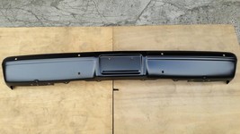 CHEVY C10 BLAZER GMC JIMMY PICKUP FRONT BUMPER BLACK W/O PAD HOLE GM1002377 - $265.90