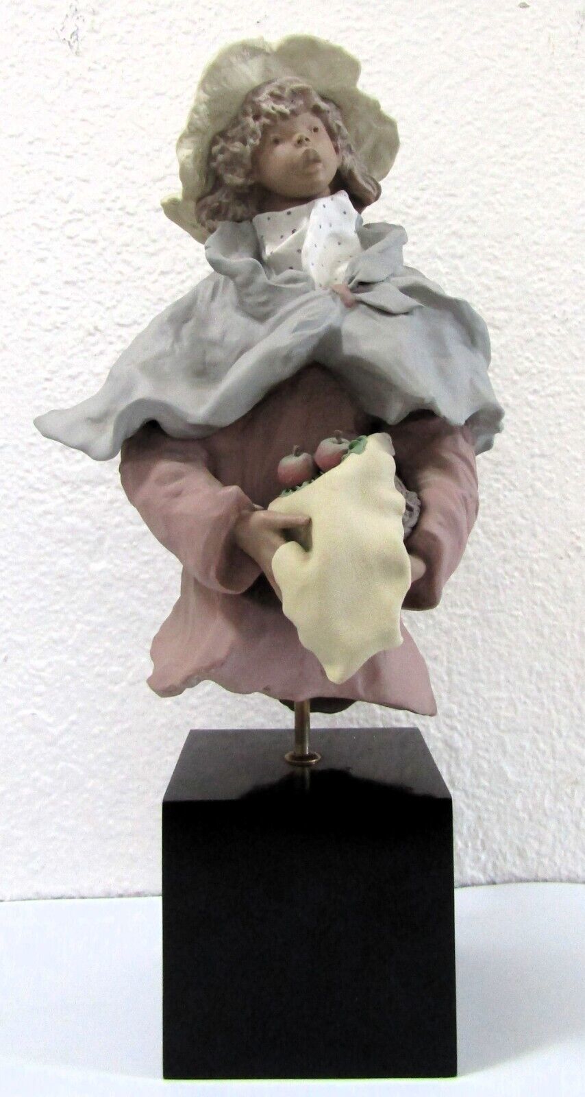 Primary image for Lladro Rare Singed San Isidro Sculpture 1990 Maggie Girl with Apple Ltd. Edition