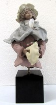 Lladro Rare Singed San Isidro Sculpture 1990 Maggie Girl with Apple Ltd.... - £622.45 GBP