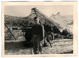 US Army Young Man 1954 in Front of Artillery Gun 3.5&quot; x 4.75&quot; photo &quot;54&quot; on back - £6.84 GBP