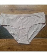 NWOT victoria secret 2018 hiphugger panties medium - $190.18 MXN
