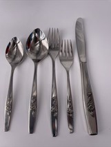Oneida OUR ROSE Stainless Forever Rose SSS Scientific Silverware 5 Piece Set - £27.24 GBP