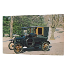 Postcard 1923 Ford Model T Town Car Automobile Antique Car Chrome Unposted - $90.22 MXN