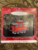 Hallmark #4 in Series 1998 YULETIDE CENTRAL Pressed Tin Caboose - £4.64 GBP