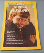 National Geographic Magazine April 1976 Robert Frost / Irish Ways / Braz... - £9.56 GBP