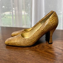 Bellini Martha Block Heel Shoe Womens 6 Gold Square Toe Marta Pump 4 inc... - £15.80 GBP