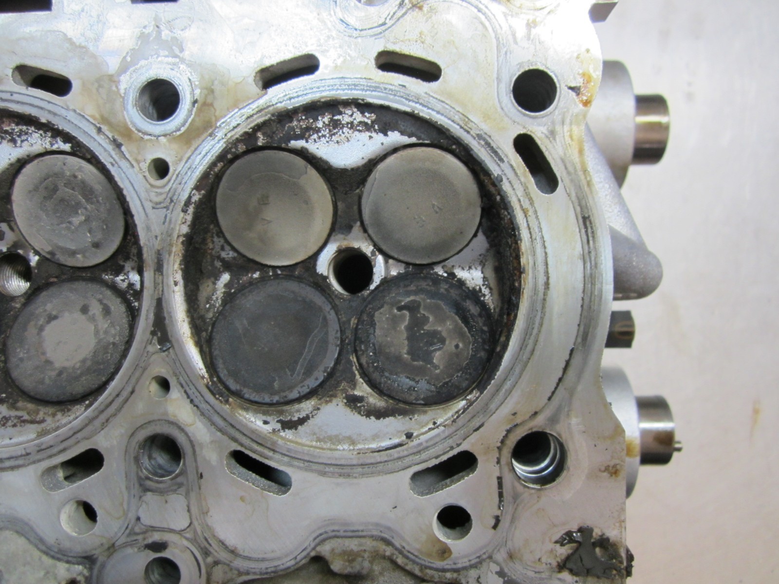Right Cylinder Head For 08-14 Subaru Tribeca  3.6 V36R Item image 9
