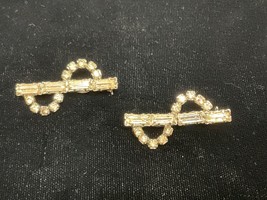 (2) WEISS Vintage Brooches Pins Crystal Rhinestones Rhodium Plated Silvertone - £5.51 GBP