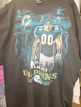 MIAMI DOLPHINS  New with tags TUNNEL T-Shirt BLACK shirt NFL TEAM APPAREL - £23.94 GBP