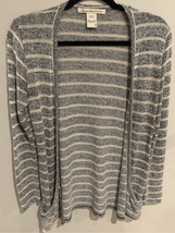 Striped American Rag Pocket Cardigan Sweater-Grey/White L/S Euc Womens Small - £9.69 GBP