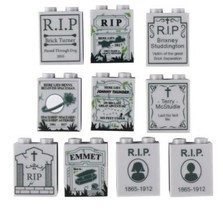 Halloween Scene Gifts Mini Bricks Toys For Kids Cemetery Tombstone Pumpk... - £6.18 GBP