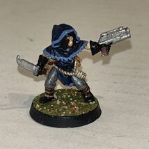 Ral Partha Warhammer Metal Painted Miniature Cawdor Leader Soldier With Gun - $18.78