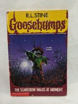 Goosebumps #29 The Scarecrow Walks At Midnight R. L. Stine 13th Edition Book - £31.67 GBP
