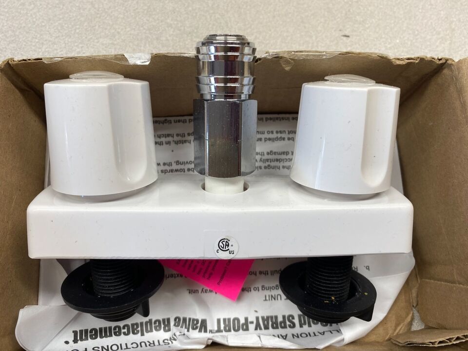 Phoenix RV Faucet PF213247 D&W 4" WHITE Exterior Quick Connect Spray