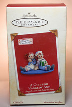 Hallmark: A Gift For Raggedy Ann - 2003 Raggedy Ann &amp; Andy Keepsake Ornament - £13.44 GBP