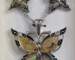 Gorgeous Large Butterfly Pendant Necklace and Earrings Set 18&quot; Chain Fairy - £11.78 GBP