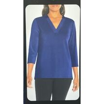 *Banana Republic Womens V Neck 3/4 Sleeve Top - Small - $9.70