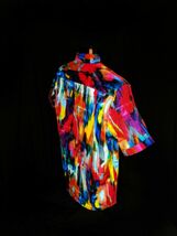Robert Graham Prism Effect Colorful Short Sleeve | Size: M | Style: RP202007CF image 5