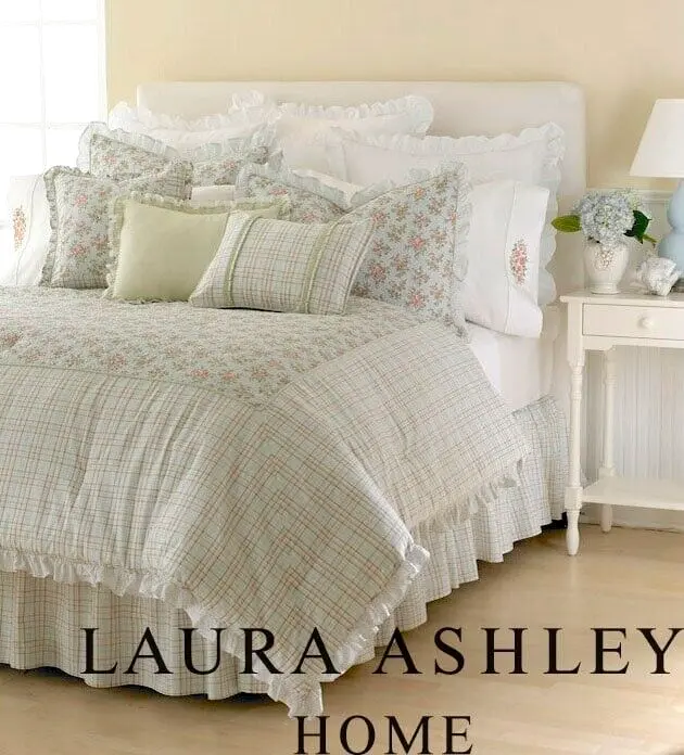 Laura Ashley Charlotte Plaid Pink Green Ruffled 14 x 18 Breakfast Pillow - £28.52 GBP