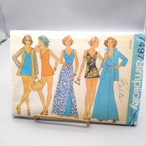 UNCUT Vintage Sewing PATTERN Simplicity 7497, Misses 1976 Bathing Suit Reversibl - $37.74