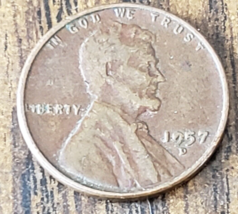 1957 D Denver Mint Lincoln Wheat Cent - £2.35 GBP