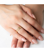 Gold Interlocking Hearts Love Band Ring - $5,223.50 MXN