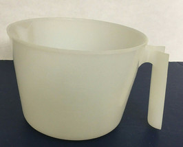 Vintage cool whip promo item plastic 4 cup quart measuring pitcher pourable - £15.64 GBP