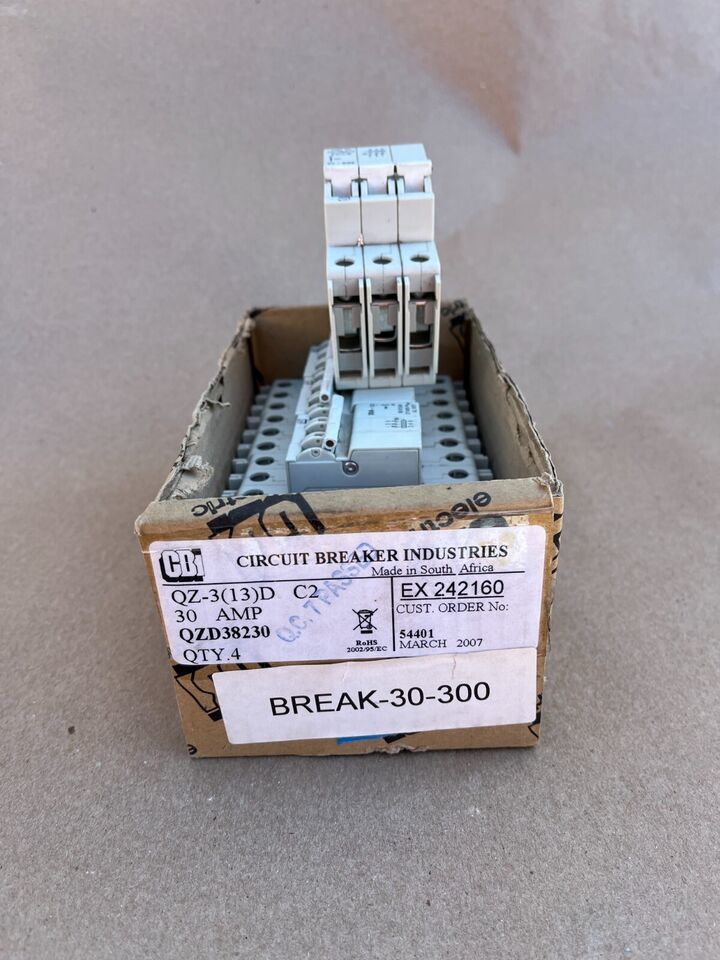 4 pcs CBI 30 amp 3 pole circuit breaker QZ-3(13)-D QZD38230 - $122.80