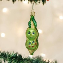 Old World Christmas Two Peas In A Pod Glass Friendship Love Xmas Ornament 28041 - £10.10 GBP