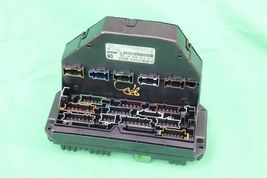 Mercedes Front Fuse Box Sam Relay Control Module Panel A2129006724 image 2