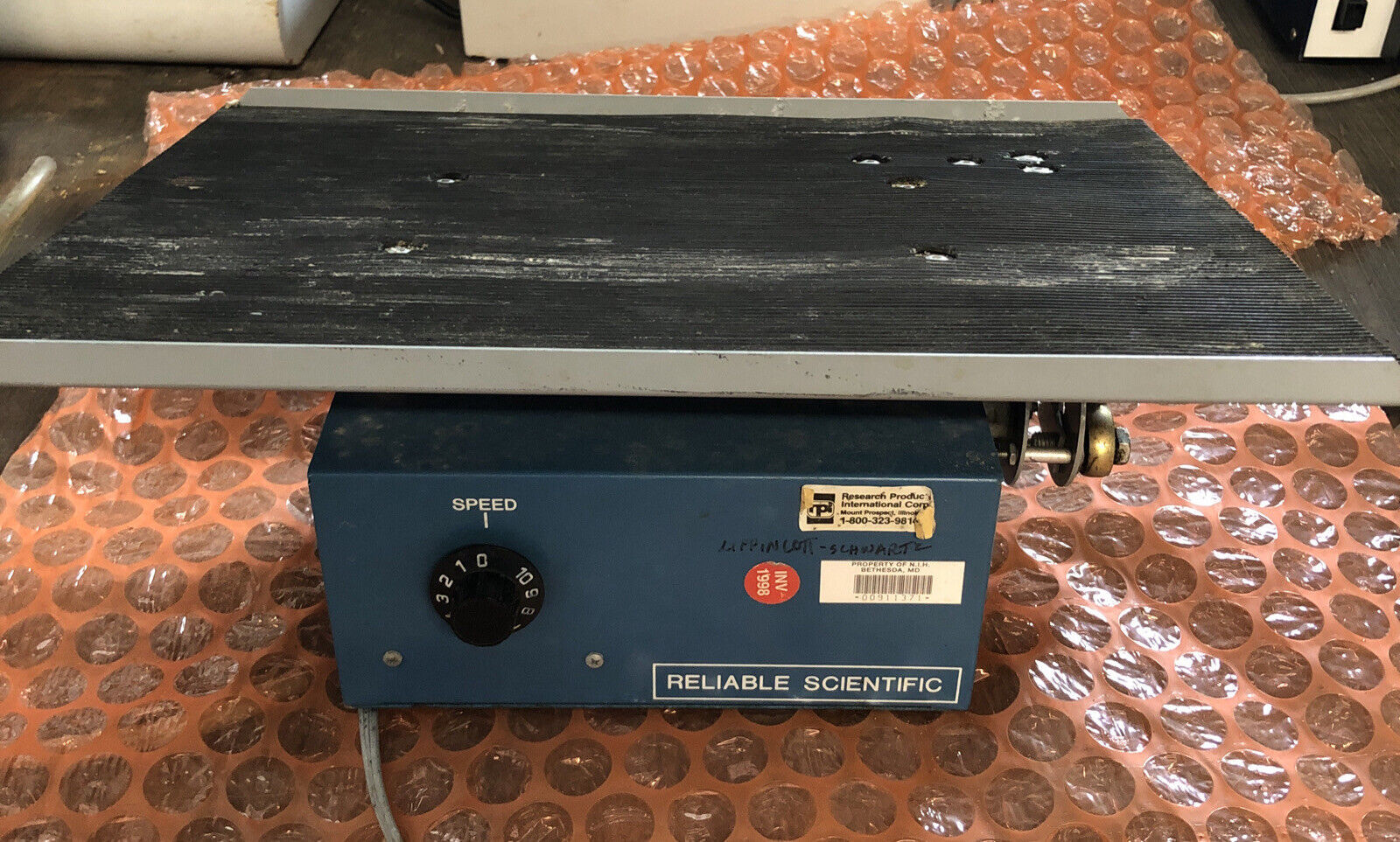 Reliable Scientific 55 12x16 Single Platform Laboratory Shaker - $115.50